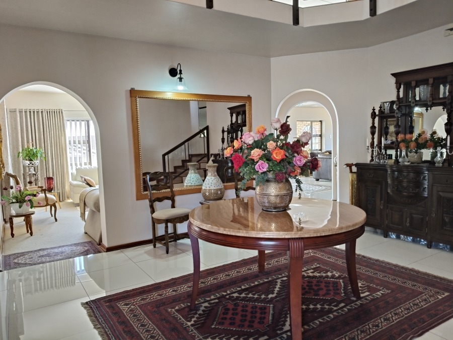4 Bedroom Property for Sale in Wavecrest Eastern Cape